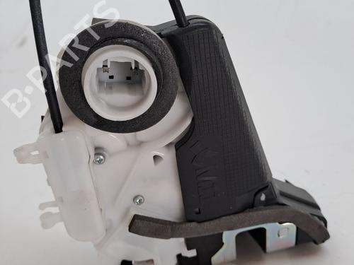 Rear right lock TOYOTA YARIS (_P13_) 1.5 Hybrid (NHP130_, NHP130) | BP23366690C99 