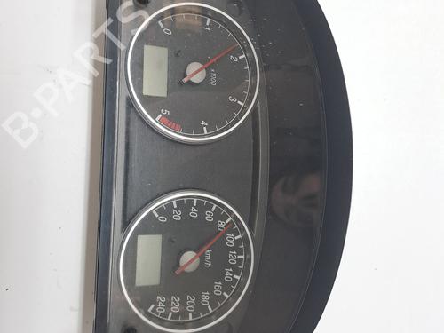 Used Instrument cluster FORD MONDEO III Saloon (B4Y) 2.0 TDCi (130 hp) 23372966