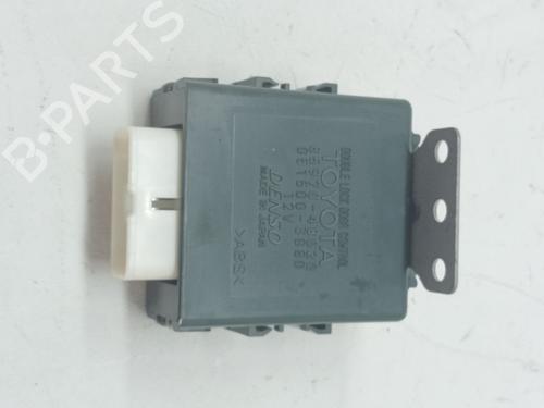 Elektronische module LEXUS RX (_U3_) 300 (MCU35_, MCU35R) (204 hp) 23978167