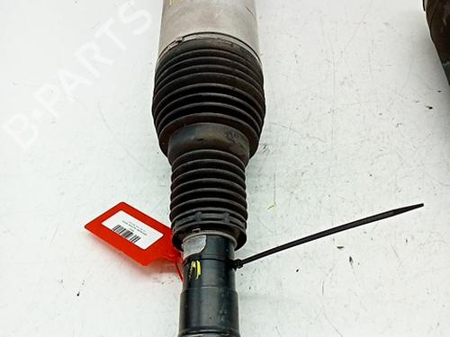 Used Right front shock absorber LAND ROVER RANGE ROVER SPORT II (L494) 3.0 SDV6 4x4 (249 hp) 29179532