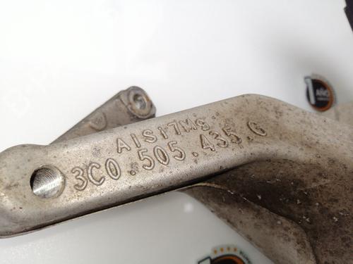 Left rear steering knuckle AUDI Q3 (8UB, 8UG) 2.0 TDI quattro | BP23893509M27 
