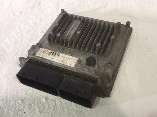 Used Engine control unit (ECU) Engine control unit (ECU) MERCEDES-BENZ B-CLASS Sports Tourer (W246, W242) B 180 CDI (246.200) (109 hp) 39528509 39528509