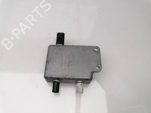 Antenne/Steun MERCEDES-BENZ A-CLASS (W176) A 180 CDI (176.000) (109 hp) 23940256