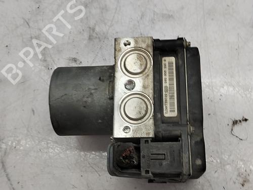 Used ABS pump ABS pump MERCEDES-BENZ A-CLASS (W169) A 170 (169.032, 169.332) (116 hp) 36523854 36523854