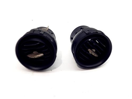 Used Air vent SEAT IBIZA III (6L1) 1.9 TDI (131 hp) 32106529