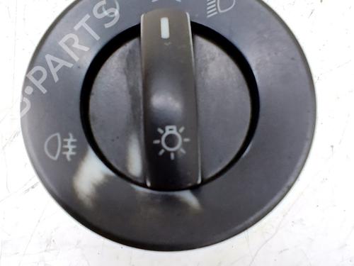 Used Headlight switch Headlight switch VW AMAROK (2HA, 2HB, S1B, S6B, S7A, S7B, AGD) 2.0 BiTDI (163 hp) 33771553 33771553