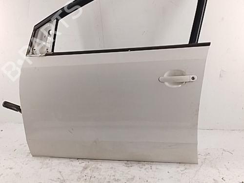 Used Left front door Left front door 38419133 38419133