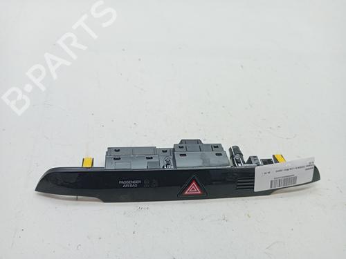 Used Warning switch HYUNDAI ix35 (LM, EL, ELH) 2.0 CRDi (136 hp) 23345171