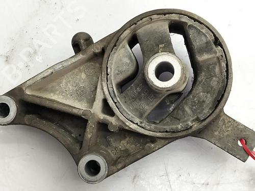 Apoio do motor Apoio do motor SAAB 9-3 (YS3F, E79, D79, D75) 1,8t (150 hp) 36073008 36073008