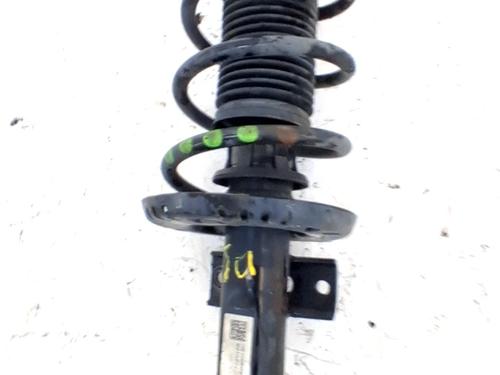 Used Right front shock absorber Right front shock absorber AUDI A1 Sportback (8XA, 8XF) 1.6 TDI (90 hp) 33815587 33815587