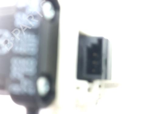 Right front window switch MERCEDES-BENZ C-CLASS (W203) C 200 Kompressor (203.045) | BP31262228I26