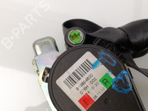 Used Rear right seatbelt VOLVO V40 Hatchback (525) D3 (150 hp) 23651597