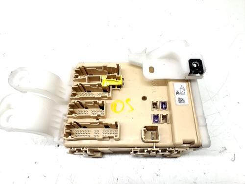 Used Fuse box TOYOTA AURIS (_E18_) 1.4 D-4D (NDE180_, NDE180R) (90 hp) 30050534