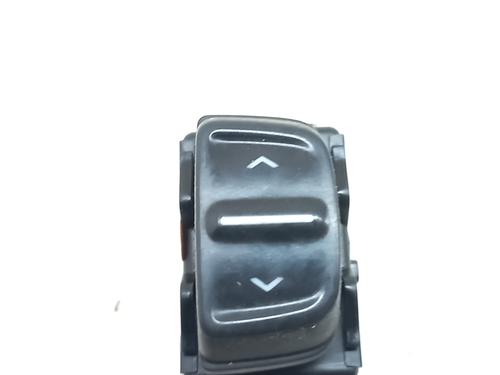 right-front-window-switch-dacia-sandero-ii-2012-32104881 main image