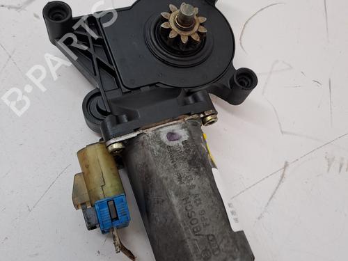 Used Left front window motor MERCEDES-BENZ M-CLASS (W163) ML 320 (163.154) (218 hp) 23942219