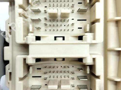 Fuse box KIA STONIC (YB) 1.0 T-GDi | BP38772053E1 - Image 2