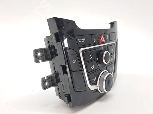 Climate control HYUNDAI i30 (GD) 1.6 CRDi | BP25457321I5 