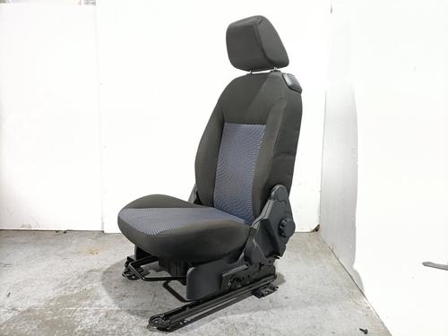 Sæde højre fortil FORD FUSION (JU_) 1.4 TDCi | BP28336875C16 