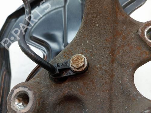 Left front steering knuckle MERCEDES-BENZ C-CLASS (W204) C 320 CDI (204.022) | BP23357477M25 