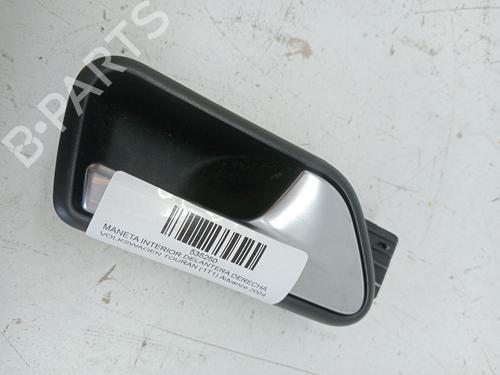 Højre fortil invendig håndtag VW TOURAN (1T1, 1T2) 2.0 TDI 16V (140 hp) 23371606