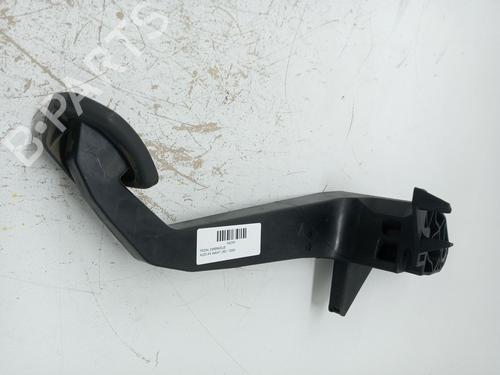 Used Clutch pedal AUDI A4 B7 (8EC) 2.0 TDI (136 hp) 23373314