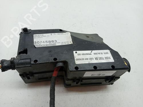 Used Fuse box VOLVO S40 II (544) 2.0 D (136 hp) 23358837
