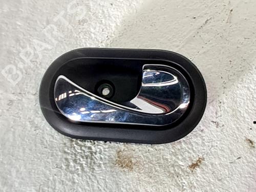 front-right-interior-door-handle-dacia-lodgy-js_-2012-32257744 main image