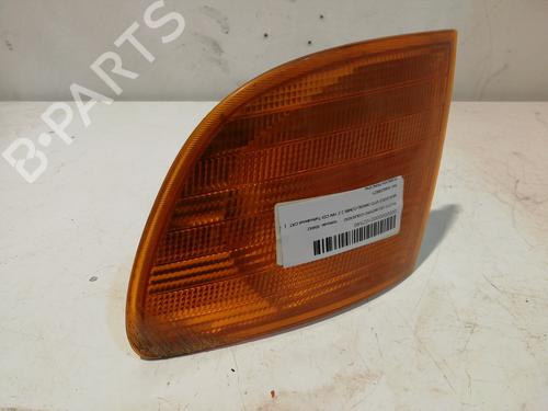 Used Left front indicator MERCEDES-BENZ VITO Van (W638) 112 CDI 2.2 (638.094) (122 hp) 30451560