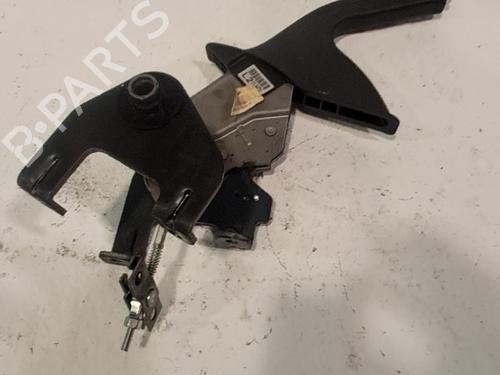 Travão de mão Travão de mão HYUNDAI ix35 (LM, EL, ELH) 1.7 CRDi (116 hp) 33765598 33765598