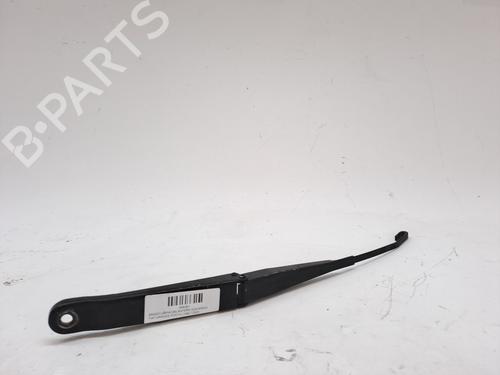 Front windshield wiper arm FIAT PUNTO (188_) 1.3 JTD 16V | BP26192355C143 