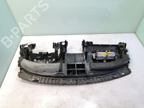 Instrumentbræt VW TOUAREG (7LA, 7L6, 7L7) 2.5 R5 TDI (163 hp) 23893096
