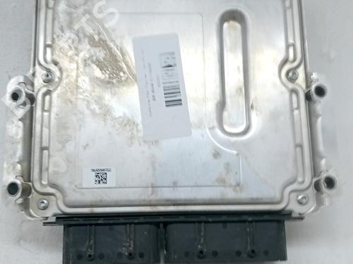 Used Engine control unit (ECU) Engine control unit (ECU) FIAT 600e / 600 (365_, 364_) Mild Hybrid (136 hp) 35752783 35752783