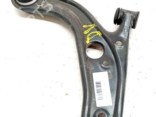 Used Right front suspension arm FIAT 500 (312_) 1.0 Mild Hybrid (312AYD1B) (71 hp) 32080122