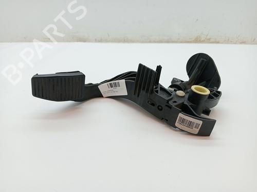 Used Clutch pedal FIAT TIPO Estate (356_, 357_) 1.4 (356WXF1B) (120 hp) 23360123