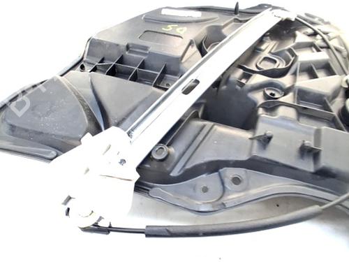 Raammechaniek links voor MAZDA 3 (BL) 2.2 MZR CD (BL10) (150 hp) 30722814