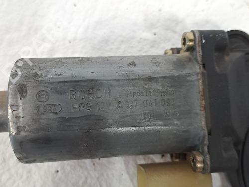 Right rear window motor MERCEDES-BENZ M-CLASS (W163) ML 270 CDI (163.113) | BP26544497E22 