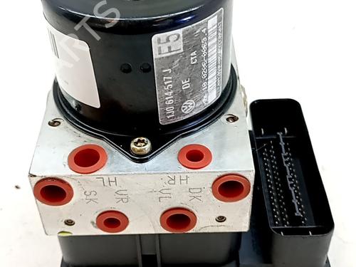 Used ABS pump ABS pump VW GOLF IV (1J1) 1.8 T GTI (180 hp) 33764972 33764972
