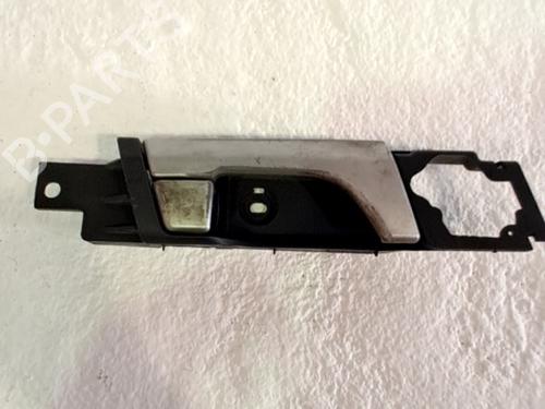 Used Front right interior door handle CHEVROLET CAPTIVA (C100, C140) 2.2 D 4WD (184 hp) 31062046