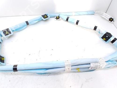 left-curtain-airbag-mercedes-benz-b-class-sports-tourer-w247-2018-33765873 main image