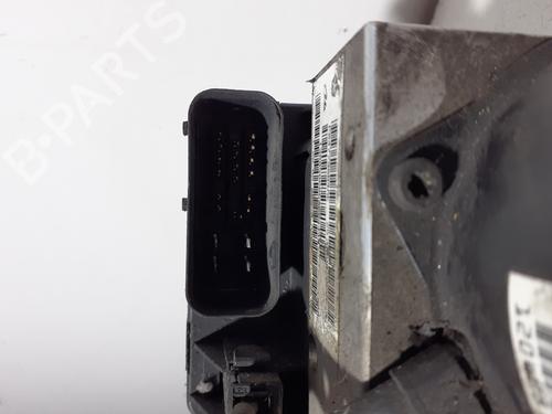 Used ABS pump CHRYSLER VOYAGER / GRAND VOYAGER III (GS_, NS_) 2.5 TD (116 hp) 25456713