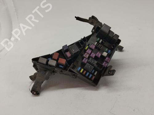 Used Fuse box SUBARU XV (_GP_) 2.0 D AWD (GPD) (147 hp) 24188911