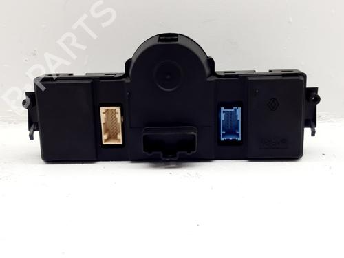 Climate control RENAULT SCÉNIC II (JM0/1_) 1.9 dCi (JM14) | BP32106238I5