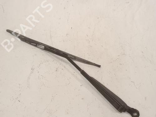Used Rear windshield wiper arm Rear windshield wiper arm 38420246 38420246