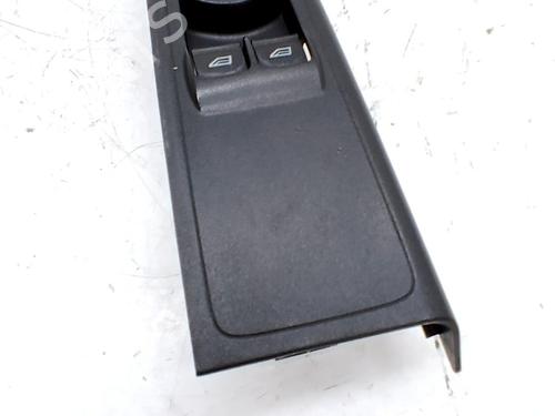 Used Left front window switch Left front window switch FORD TOURNEO COURIER B460 MPV 1.0 EcoBoost (100 hp) 34707968 34707968