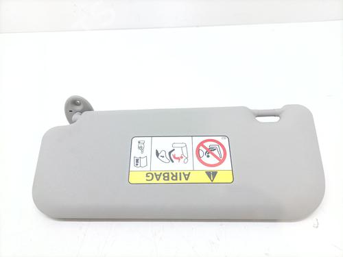 Used Right sun visor TOYOTA YARIS (_P21_, _PA1_, _PH1_) 1.5 Hybrid (MXPH10, MXPH11) (116 hp) 29024347