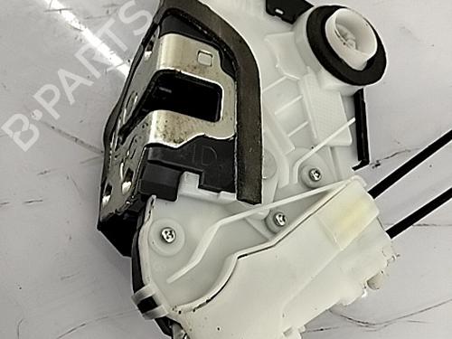 Front left lock TOYOTA YARIS (_P13_) 1.5 (NSP131_) | BP30655781C98