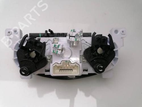 Climate control DACIA SANDERO II TCe 90 (B8M1, B8MA, B8AC) | BP23939688I5