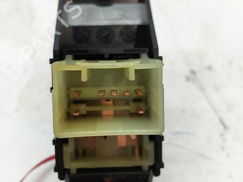 Right rear window switch KIA STONIC (YB) 1.0 T-GDi | BP38772061I28 - Image 3