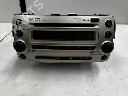 Used Radio TOYOTA URBAN CRUISER (_P1_) 1.4 D-4D (NLP110_, NLP110R) (90 hp) 25031946