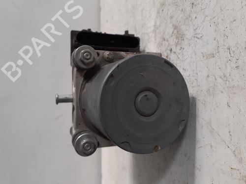 Used ABS pump FORD MONDEO II (BAP) 1.8 TD (90 hp) 25458204